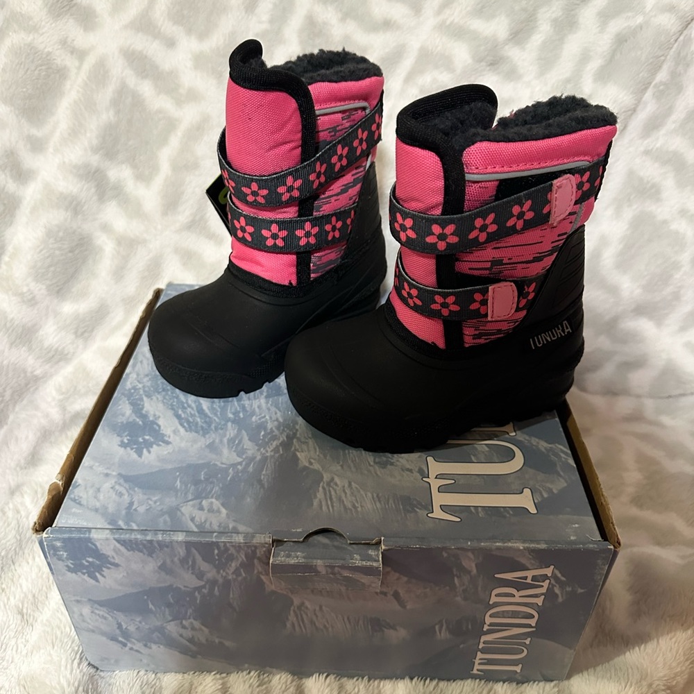 Snow boots TUNDRA